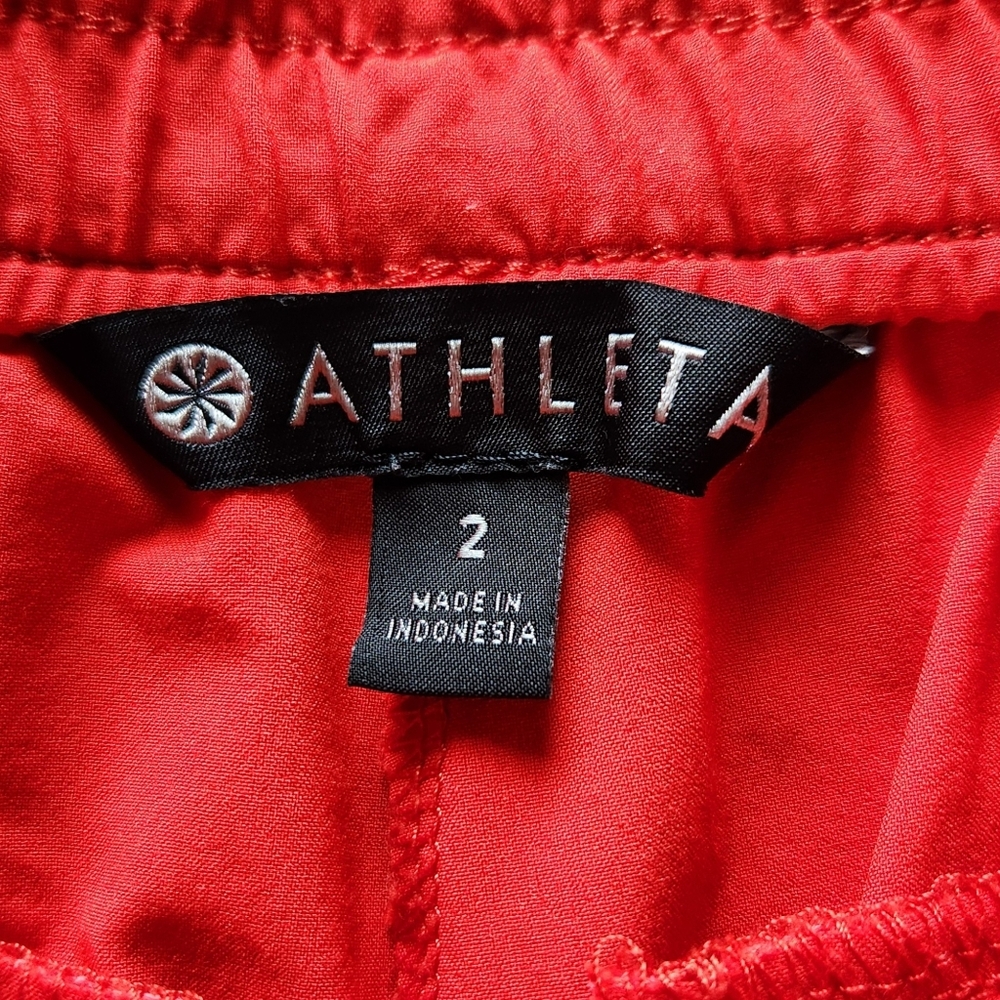 Athleta "Baja Short" Laser Cut Perforated Hibuscus Red Athletic | Women's Size 2 - Picture 5 of 9